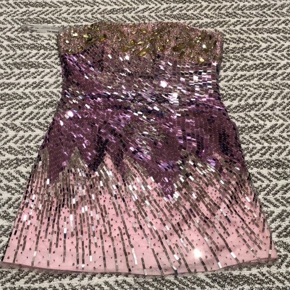 Prom Dress - Picture 7 of 8